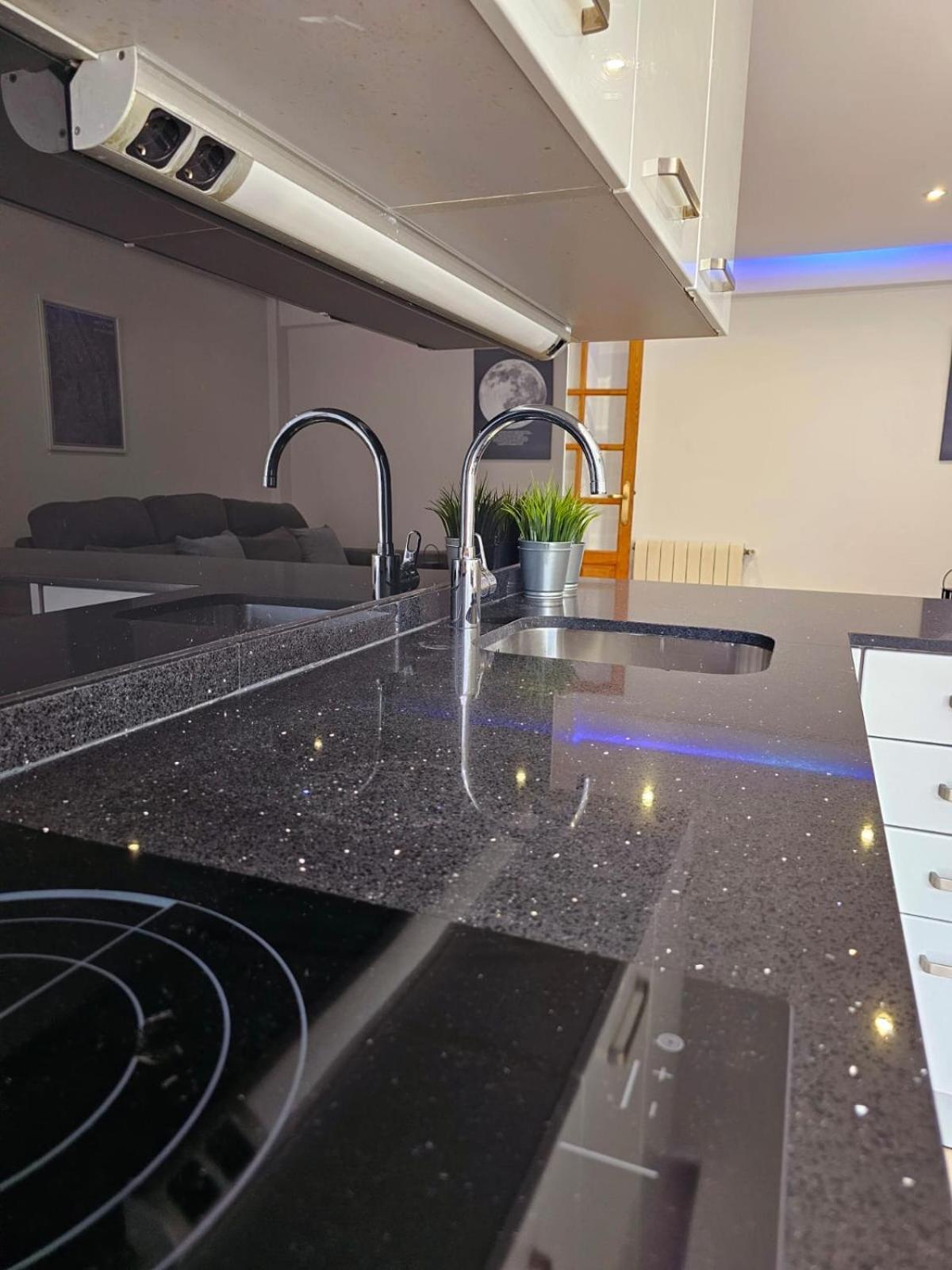 Exclusivo Apartamento En El Centro Vigo Kültér fotó